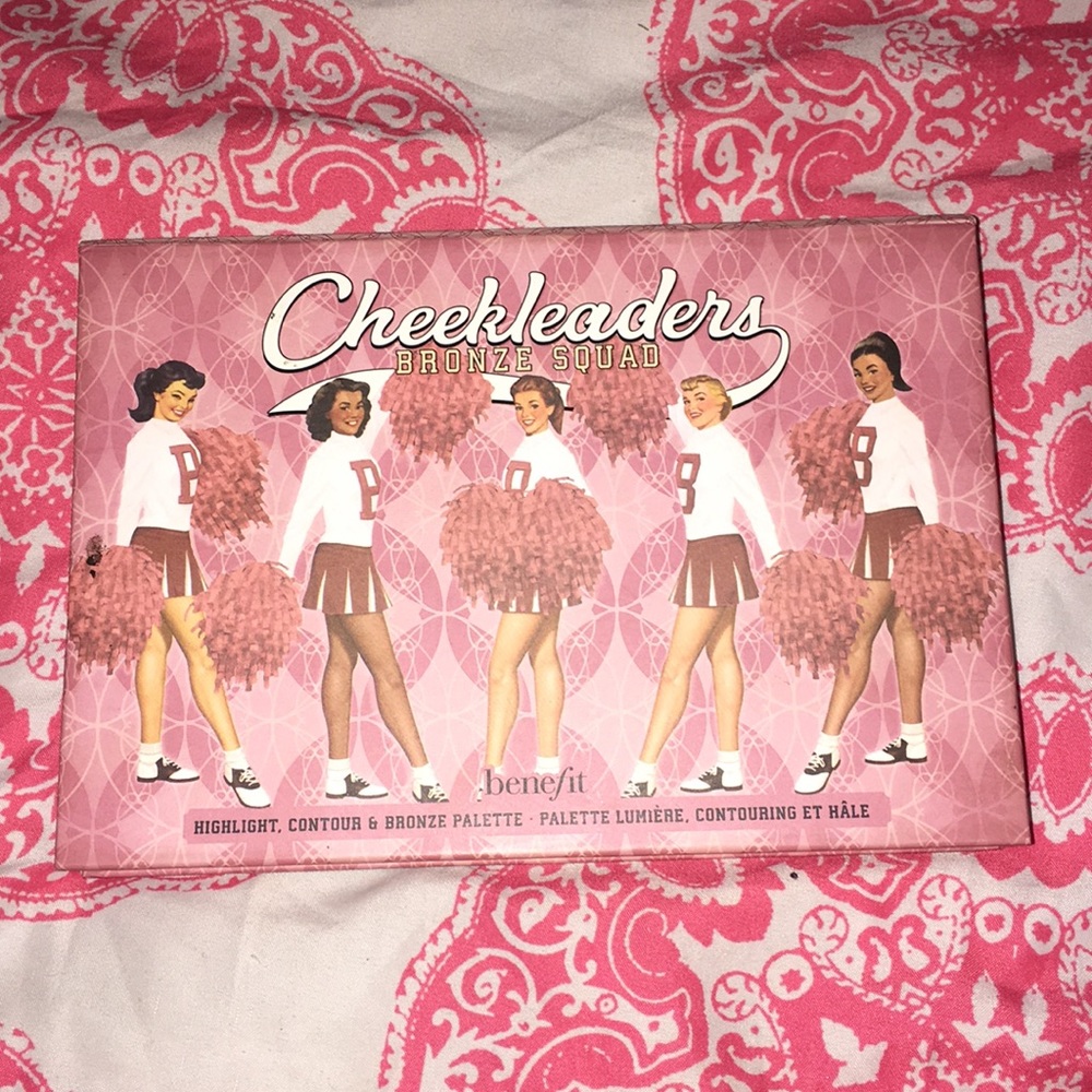 Cheerleaders Bronze Squad palette!!💄👄